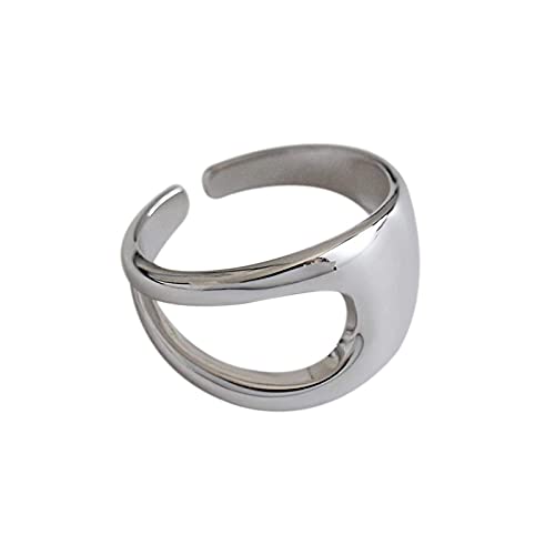 Bague vintage minimaliste en argent pour sublimer vos tenues de bureau