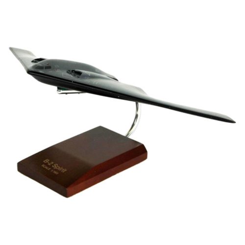 Mastercraft Collection Boeing B-2 Spirit United States Air Force Stealth Bomber Model Scale:1/150
