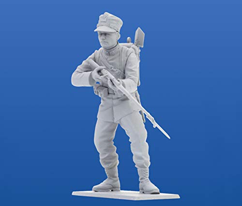 Icm Models 1/35 Italian Infantry 19 Model Kit #TOP2