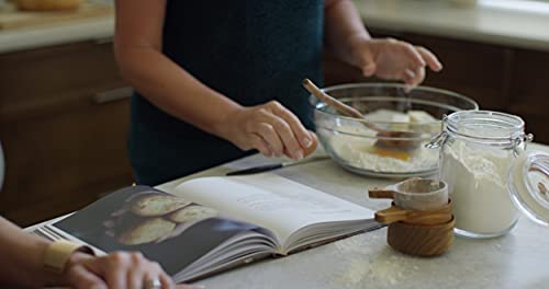 Crossway 247333 Bread Of Life: Savoring The All-Satisfying Goodness Of Jesus Through The Art Of Bread Making thumb #12