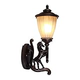 Matériaux : Aluminium moulé sous pression et abat-jour en verre jaune. Procédé de fabrication : Moulage. Stable et résistant. Zone d’éclairage : 5 à 10 m². Lumière douce et agréable. Répond à vos besoins en éclairage.
