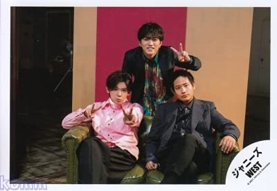 ジャニーズWEST 写真 WEST. ジャニーズWEST 公式写真 まとめ売り 約400枚 WEST. ジャニーズ
