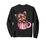 Los detalles realistas y el encanto divertido hacen de este diseño un artículo imprescindible para cualquier persona que adora a los perros pequeños con grandes personalidades. Ya sea que estés regalando a un compañero amante de los perros o tratándote a ti mismo, este bonito y conmovedor diseño Yorkie derretirá corazones en todas partes
