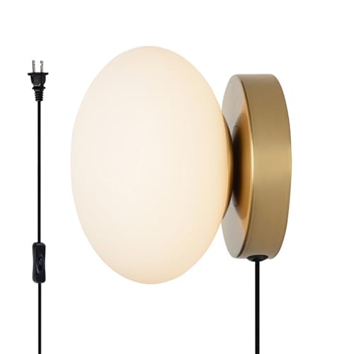 Aplique de pared de cristal esférico y base dorada de diseño creativo para salones elegantes
