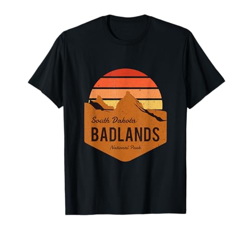 Dakota del Sur Badlands Rock Mountains Retro Atardecer Camiseta