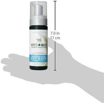 Vet's Best Waterless Cat Bath | No Rinse Waterless Dry Shampoo for Cats | Veterinarian Formulated | 4 Ounces