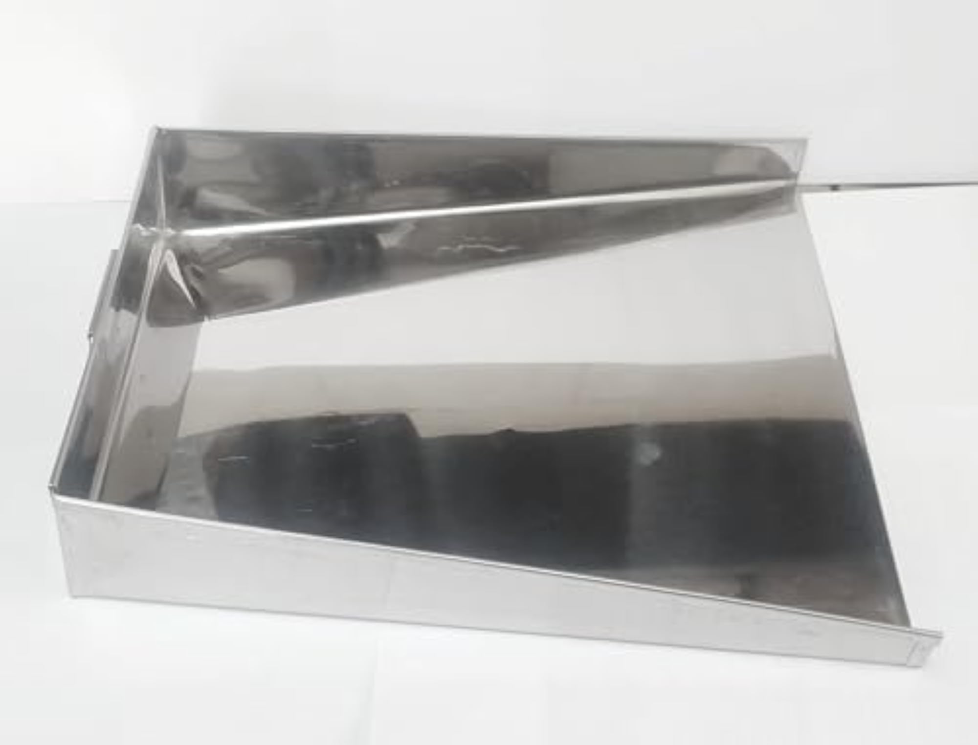 Stainless Steel Dust Pan, Standard Size for Easy Cleaning