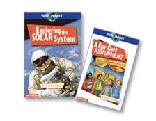 Paperback A Far Out Assignment (Blue Planet Diaries) Book