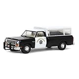 Édition limitée. Livré dans une boîte. Pneus en caoutchouc véritable. Détails fidèles à l'échelle. Décoration authentique. Intérieur et extérieur détaillés. Livré sous blister. Produit sous licence officielle. Corps et châssis en métal moulé sous pression. Emballage d'origine du fabricant non ouvert. Dimensions : environ 8,6 cm de long.