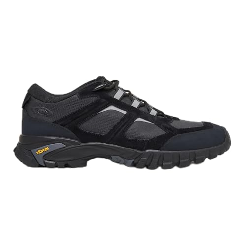 Image of Oakley Men's Sierra Terrain Sneakers