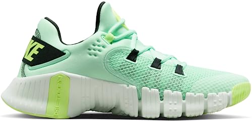 NIKE Men's Sneaker Soccer Shoe2