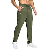 Pour les modes de vie actifs, ce pantalon de jogging pour homme offre un tissu léger qui garantit le confort de diverses activités physiques, y compris la course à pied et l'entraînement sportif. Le pantalon de survêtement dispose d'une coupe flexible qui bouge avec le corps permettant un mouvement illimité et optimal que vous fassiez de l'exercice à l'intérieur ou à l'extérieur. La taille réglable avec cordon de serrage offre un ajustement personnalisable pour un meilleur soutien et une facilité tout au long de la routine