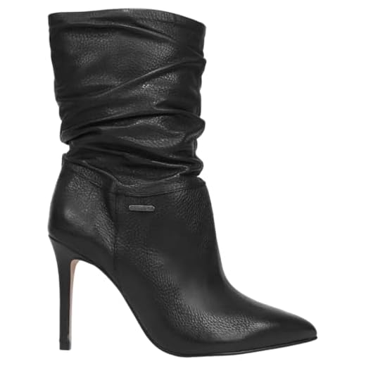 Bota Feminina Bottero Slouch Couro Cano Curto Salto Fino Preto 37