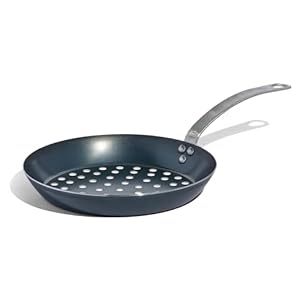 Made In Cookware – 11″ Blue Carbon Steel Grill Frying Pan – (Like Cast Iron, but Better) – Professional Cookware – Crafted in France – Induction Compatible