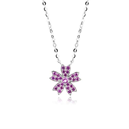 Collier pendentif en or blanc 18K femmes pour sublimer vos soirees