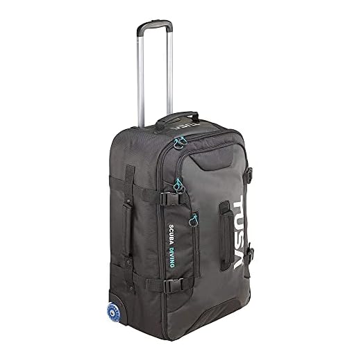 How to explore city with luggage TUSA Medium Roller Bag