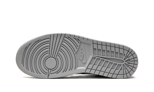 Image of Nike Men's Air Jordan 1 Mid Sneaker