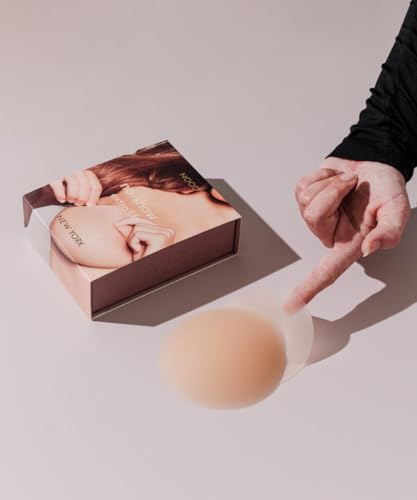 Image of NOOD No Show Extra Lift Nipple Covers | Reusable Adhesive Nipple Covers | Silicone Nipple Cover