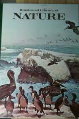 Hardcover Ocean Life: Illustrated Library of Nature (Illustrated library of nature, 11) Book