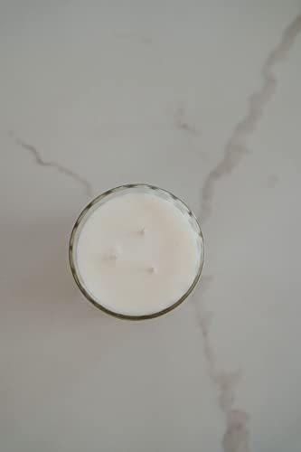 Gold Canyon™ - Candy Cane Crunch Scented Candle, Three-Wick, Heritage Diamond-Cut Glass Jar, New & Improved Look 2022 #TOP3