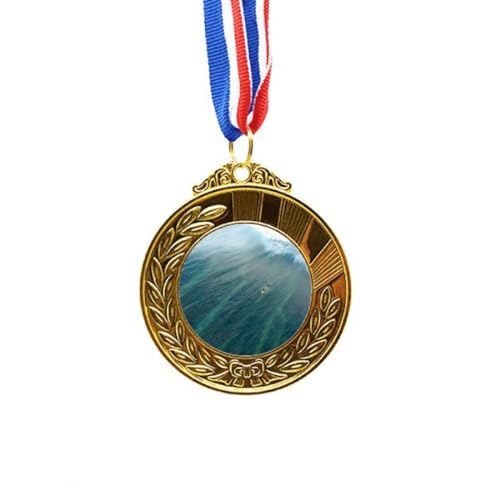 Medalla de primer puesto de olas del océano con cinta para surfistas