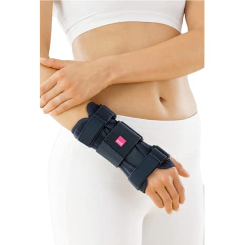 Bandage de compression pour stabiliser le poignet droit medi