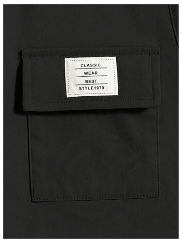 OYOANGLE Men's Sleeveless V Neck Zip Up Cargo Vest Letter Patched Flap Pocket Vest Coat Outerwear3