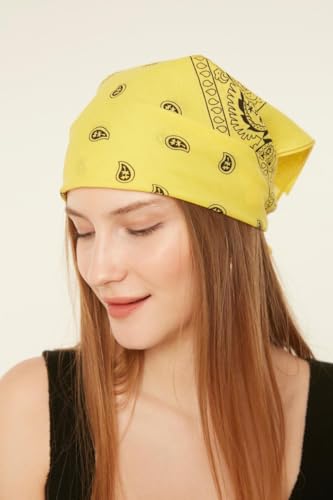 Satin Head Scarf for Women - Lightweight Square Scarves & Bandanas, Soft Satin Neck Scarf for Everyday Wear2