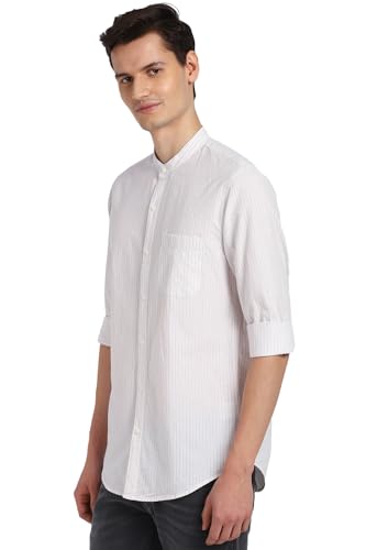 Image of Peter England Men's Casual Mandarin Collar Slim fit Full Sleeve Shirt in 100% Cotton Seersucker with Striped Design