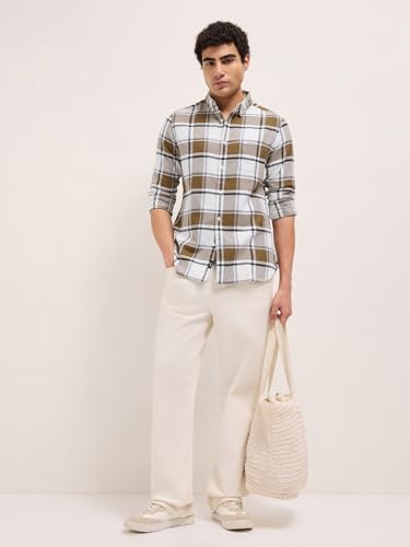 Image of THE Bear House Men's Checked Slim Fit Shirt