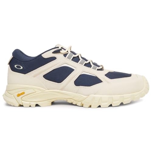 Image of Oakley Men's Sierra Terrain Sneakers