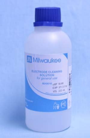 Milwaukee pH ORP Electrode Cleaning Solution 230 mL Milwaukee pH ORP Electrode Cleaning Solution 230 mL