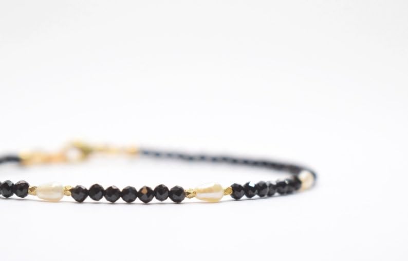 Black spinel and pearl bracelet, RONDELLE 2MM FEACTED 7INCH Sterling Silver Stacking Beaded Bracelet, Simple Layering, Dainty Gemstone Bracelet, Fine Jewelry, Minimalist,