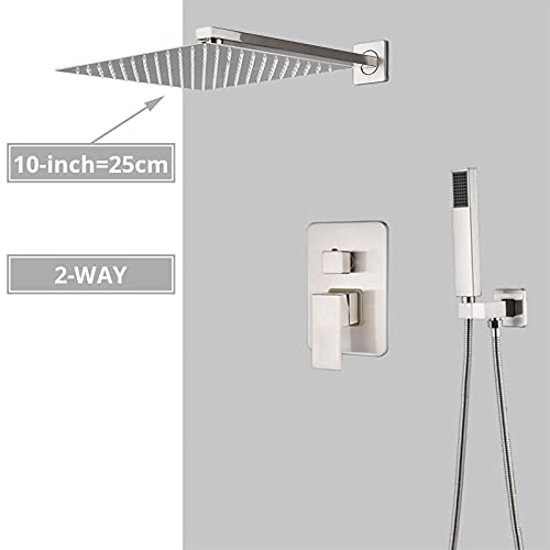 Robinet de douche en nickel brossé mural pour une salle de bain chic