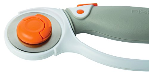 Fiskars Cortador rotativo clássico para tecido e papel – 45 mm – Cortador de papel para artes e arte