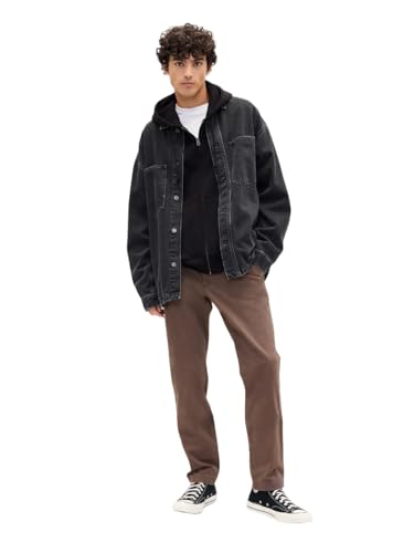 Image of Gap Men's Essential Slim Fit Chino Pants