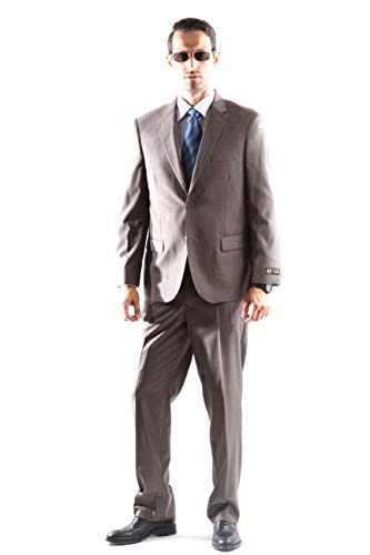 Caravelli Men's Single Breasted Two Button Dress Suit