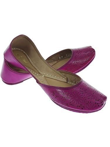 Image of Fulkari Women Cutwork Casual Genuine Soft Leather Jutis | Bite and Pinch Free Juttis | Punjabi Jutti | Girl's Office Flat Ladies Mojari | dailywear Ethnic Juti |