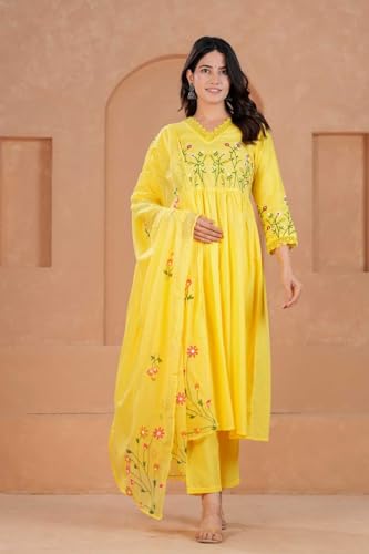 Image of KANCHAN TRADERS Women's Cotton Round Neck 3 /4 Sleeve Chikankari Embroidered Printed Kurta Palazzo with Dupatta Set