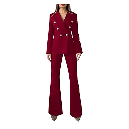 Tailleur deux pièces rouge à coupe slim et finitions haut de gamme
