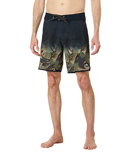 Quiksilver Men's Standard Highlite Scallop 19 Boardshort Swim Trunk, Four Leaf Clover, 31