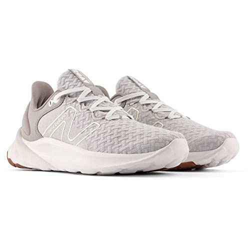 Image of New Balance Women's Fresh Foam Roav V2 Sneaker