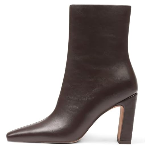 25 Chic Winter Work Outfits for Women – Stylish Office Looks for Cold Weather Ankle Boots