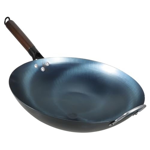 Wok de hierro con mango de madera y superficie antiadherente
