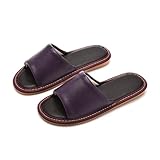 Matière : Extérieur en cuir, intérieur en flanelle douce et respirante. Semelle extérieure en caoutchouc et antidérapante pour un confort optimal.