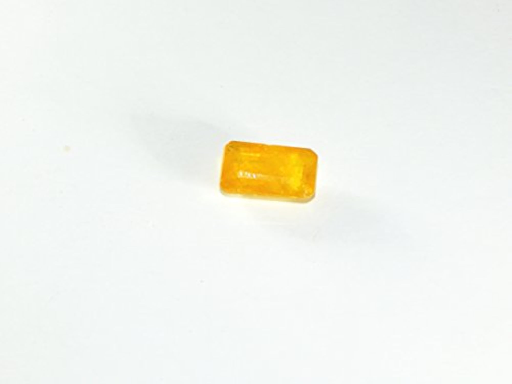 Yellow Sapphire Pushparaag Pukhraj Gemstone, 5.3cts