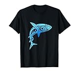 Vous êtes à la recherche du vêtement de requin ultime ? Besoin de l'idée la plus cool pour un motif tribal de requin ? Cette chemise hawaïenne Mano tribale de requin et ce graphique amoureux des requins sont le vêtement parfait pour les amateurs de requins.