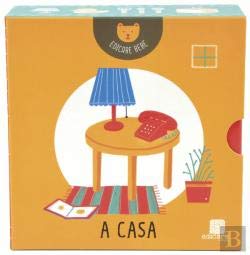 Hardcover Primeira Biblioteca - A Casa (Portuguese Edition) [Portuguese] Book