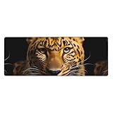 Le léopard aux yeux profonds Matériau écologique de haute qualité imprimé sur un côté Tissu 100 % polyester Fond en caoutchouc Matno Odeur désagréable et cuir synthétique de bon goût ajoute de l'élégance à votre espace de travail