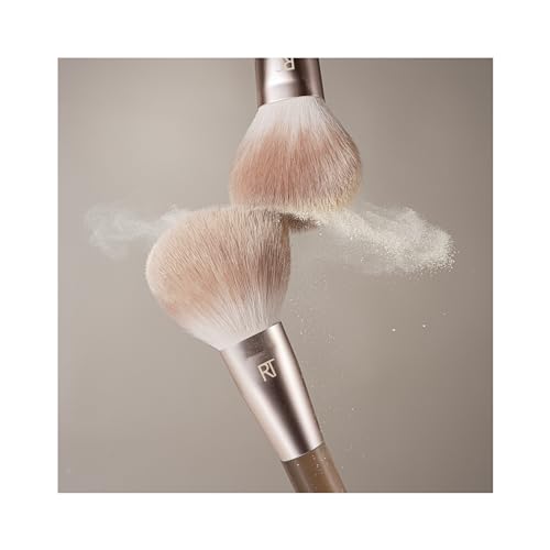 Hazy Finish Powder Brush by Real Techniques